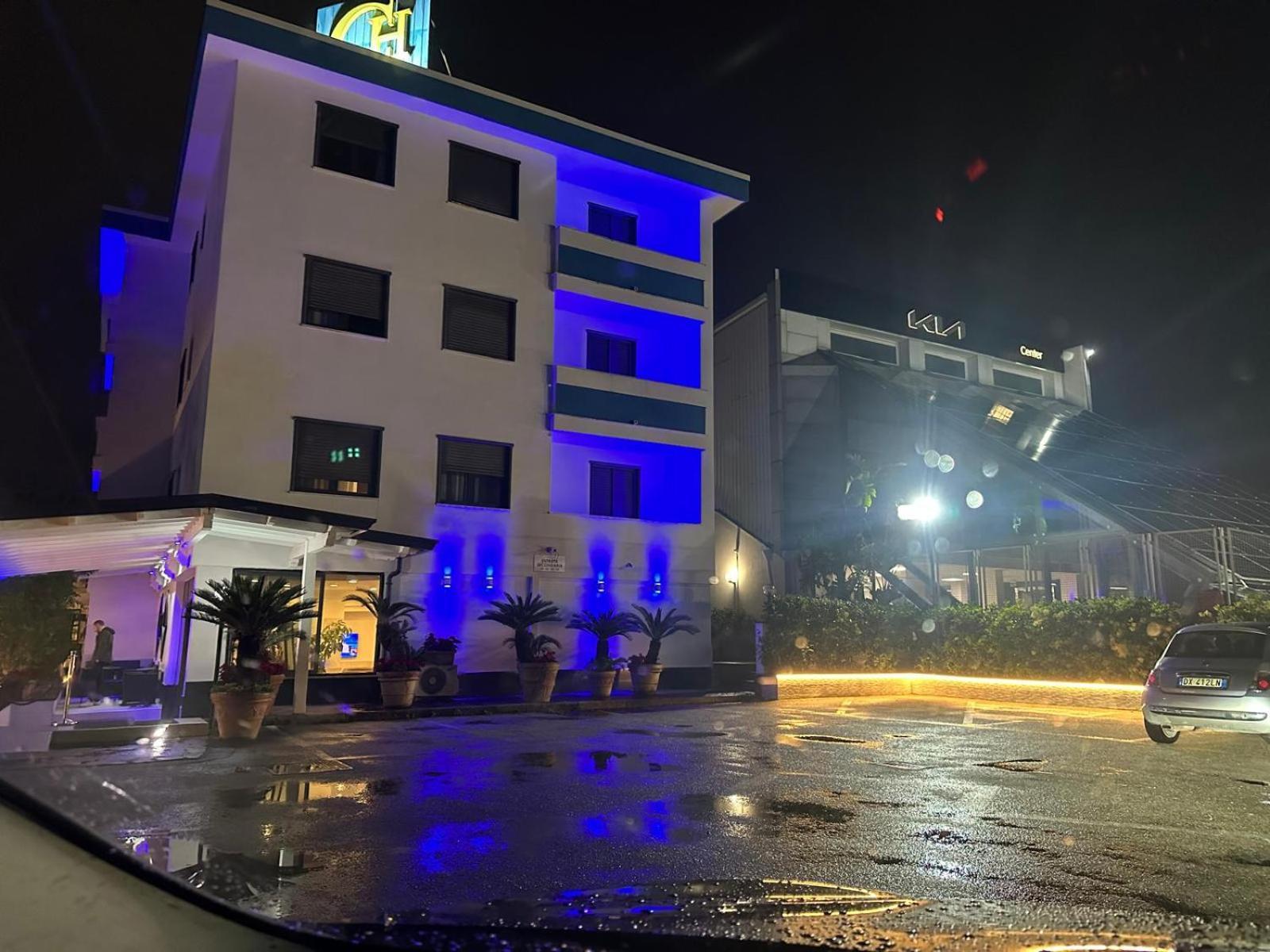 Hotel Clinton Касория Екстериор снимка