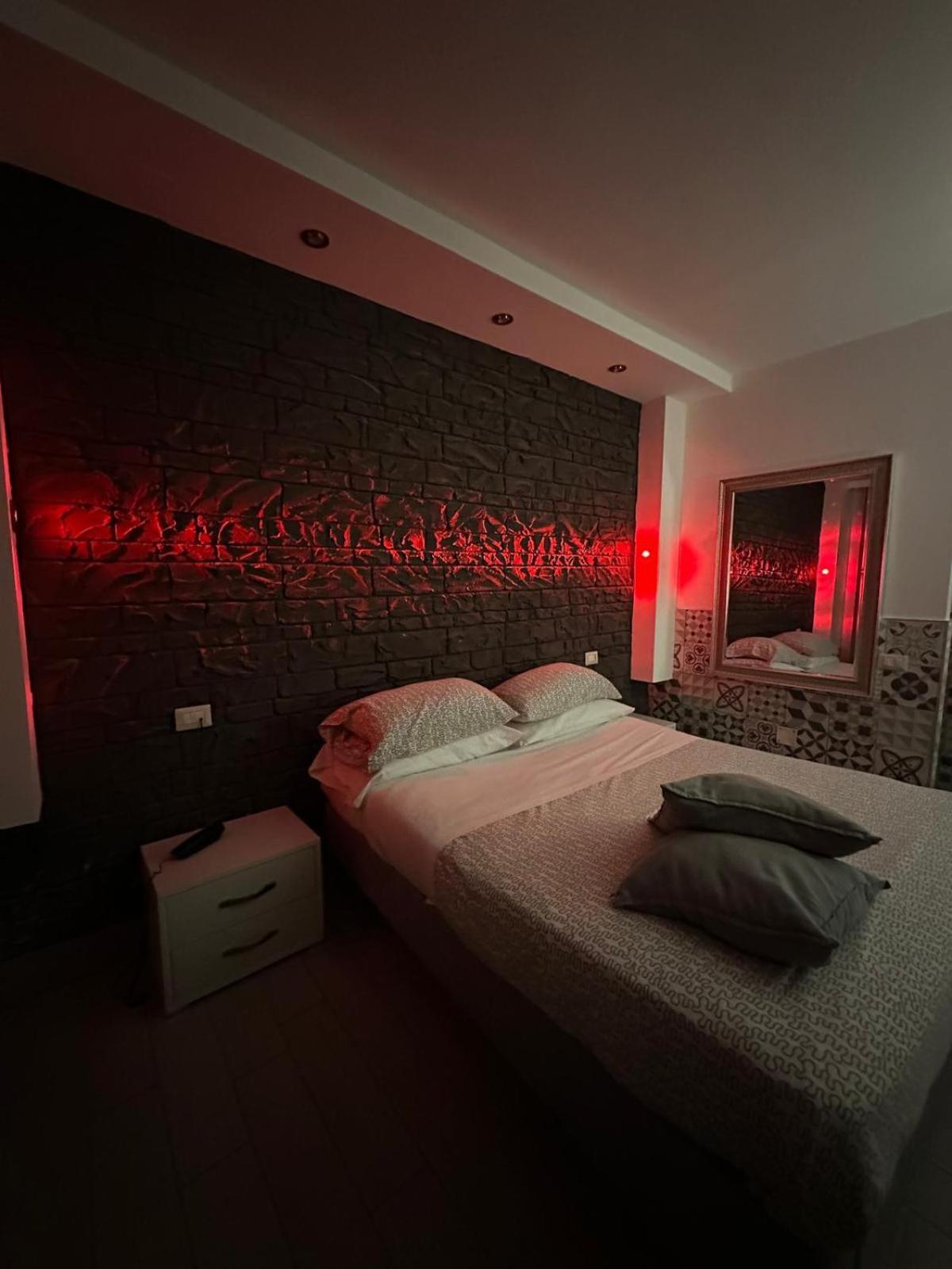 Hotel Clinton Касория Екстериор снимка